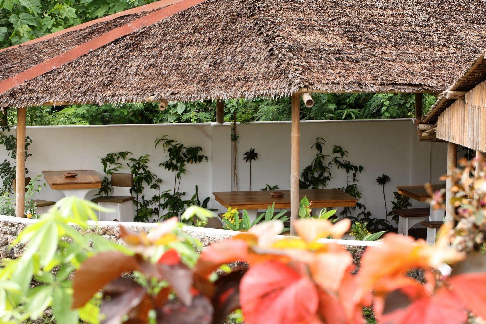 Guindulman Bay Tourist Inn Dış mekan fotoğraf