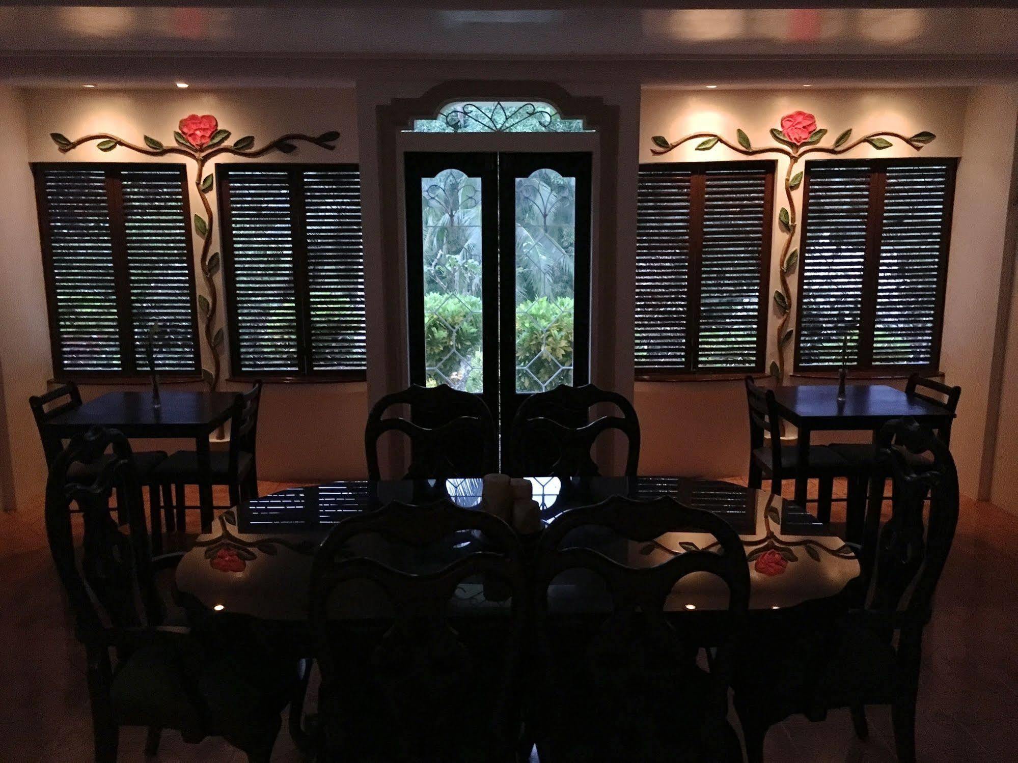 Guindulman Bay Tourist Inn Dış mekan fotoğraf