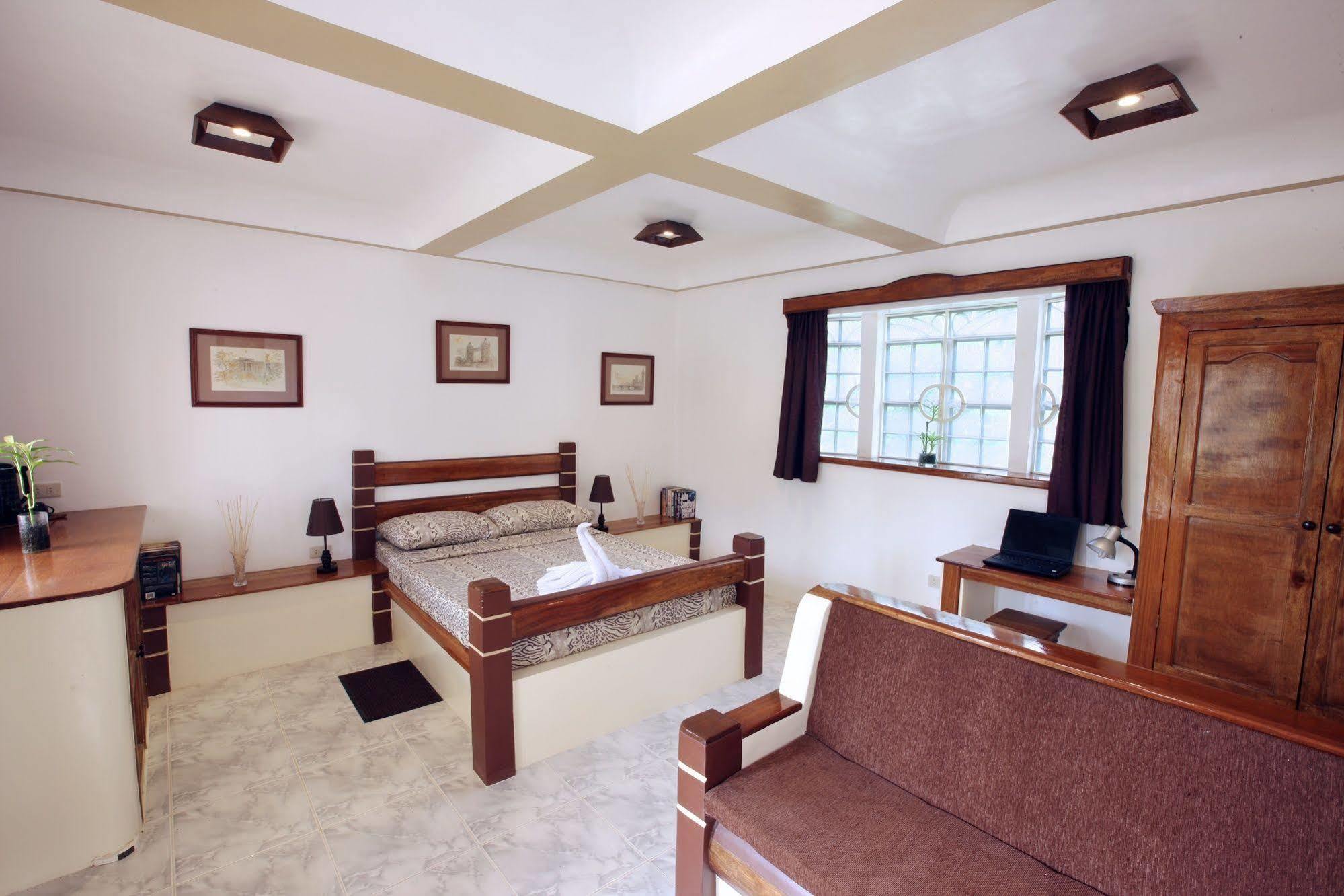 Guindulman Bay Tourist Inn Dış mekan fotoğraf