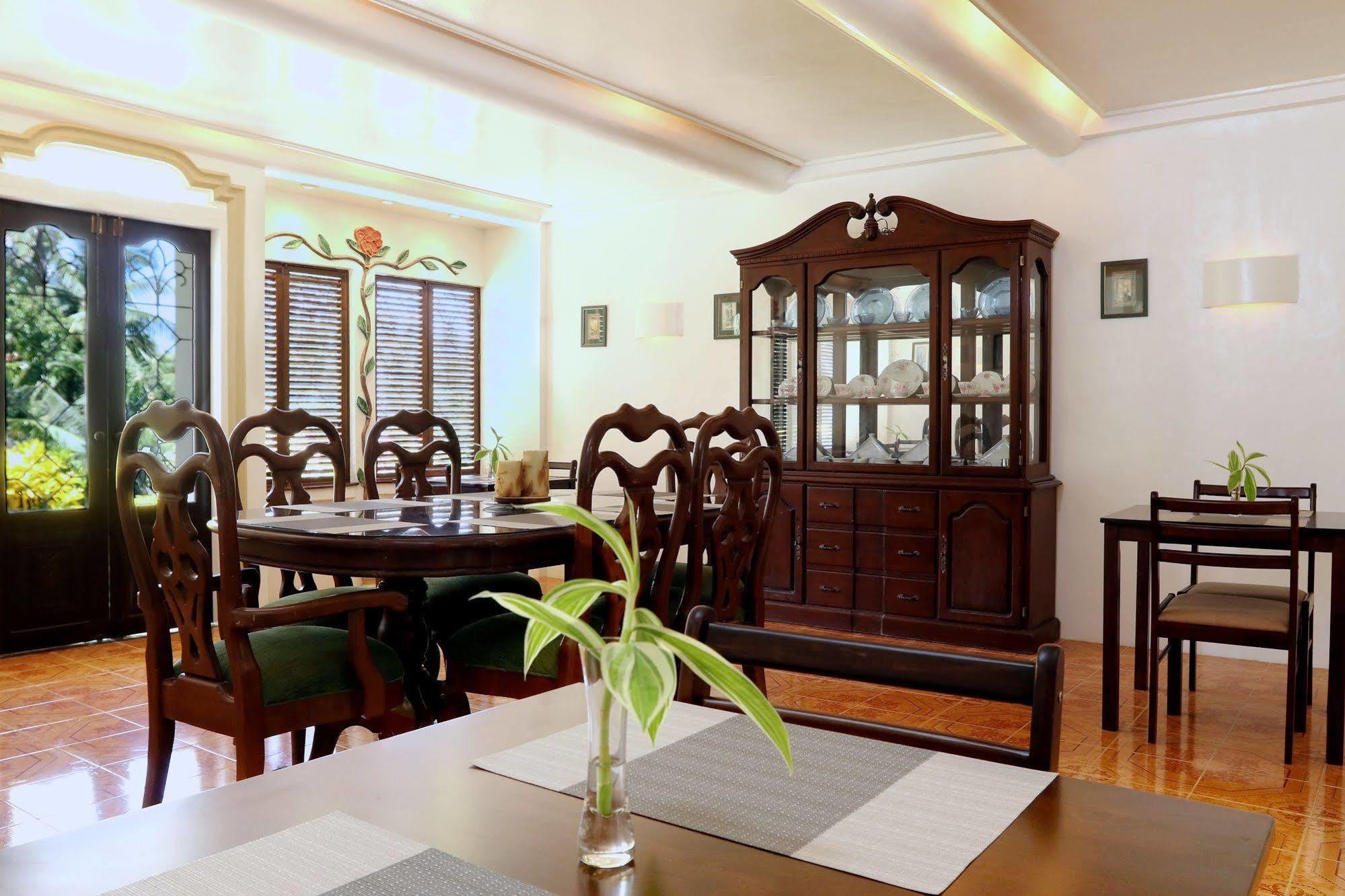 Guindulman Bay Tourist Inn Dış mekan fotoğraf
